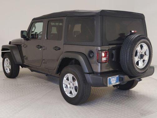 2022 Jeep Wrangler Unlimited Sport