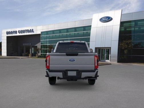 Avalanche 2026 Ford F-250 XLT