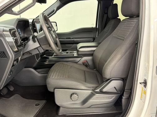 Oxford White 2023 Ford F-150 XL