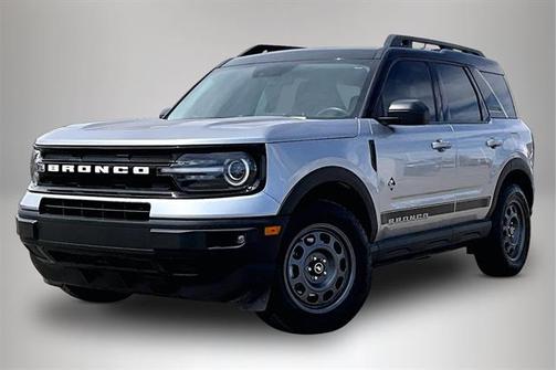 ICONIC SILVER METALLIC 2023 Ford Bronco Sport OUTER BANKS