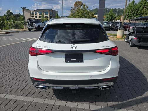 2024 Mercedes-Benz GLC 300 Base 4MATIC