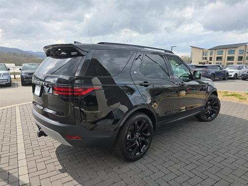 2025 Land Rover Discovery P300 S