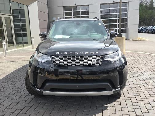 2025 Land Rover Discovery P300 S