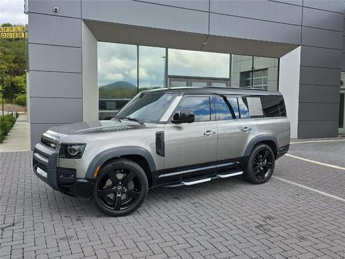 2023 Land Rover Defender X-Dynamic SE