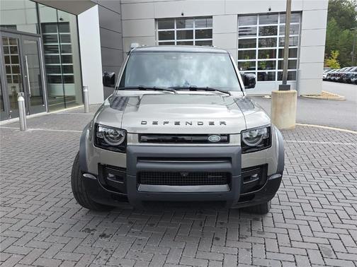2023 Land Rover Defender X-Dynamic SE