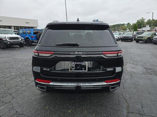 2022 Jeep Grand Cherokee Overland