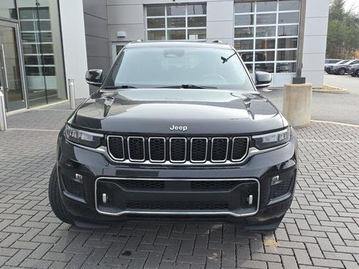 2022 Jeep Grand Cherokee Overland