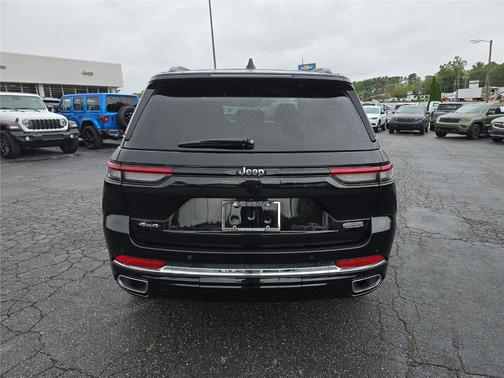 2022 Jeep Grand Cherokee Overland