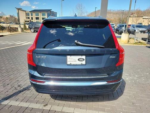 2024 Volvo XC90 B6 Ultimate Bright Theme 7-Seater