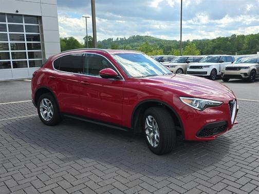 2020 Alfa Romeo Stelvio Base