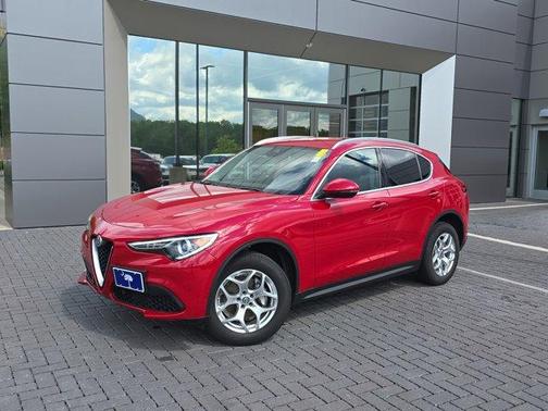 2020 Alfa Romeo Stelvio Base