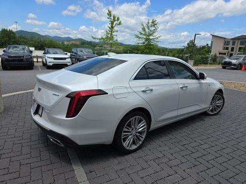 2021 Cadillac CT4 Premium Luxury