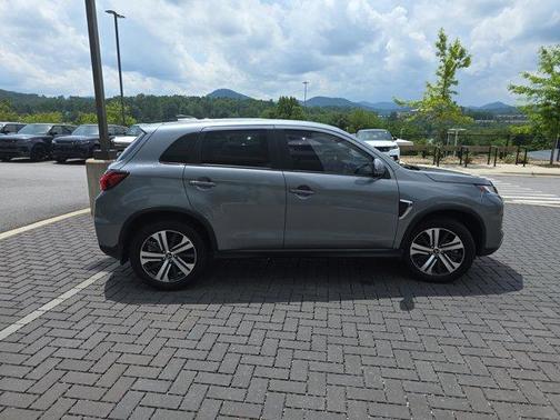 2023 Mitsubishi Outlander Sport SE