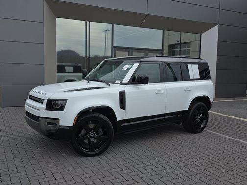 2025 Land Rover Defender P400 X-Dynamic SE