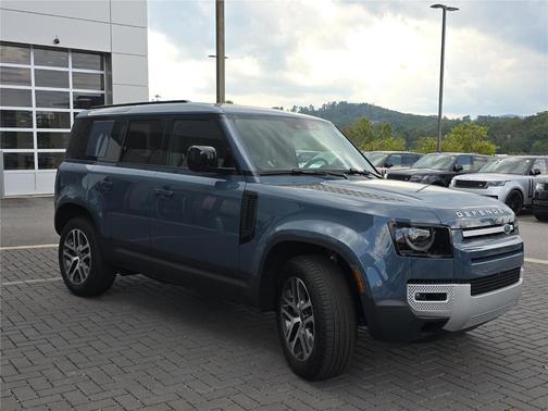 2025 Land Rover Defender P300