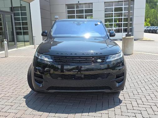 2023 Land Rover Range Rover Sport SE