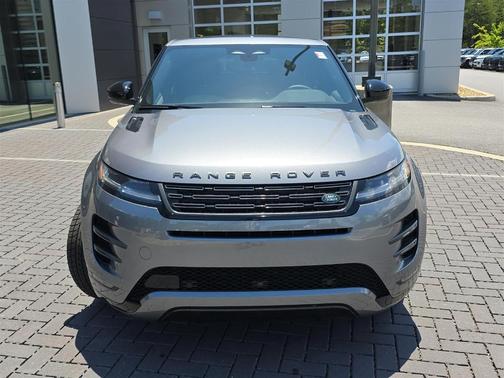 2026 Land Rover Range Rover Evoque Dynamic SE
