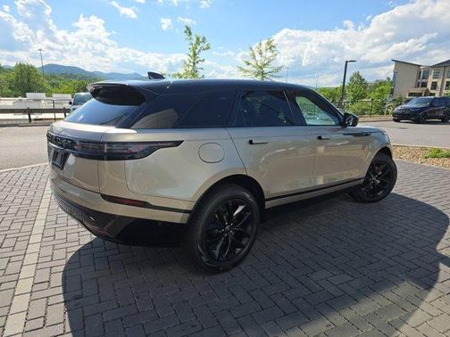 2026 Land Rover Range Rover Velar P250 Dynamic SE