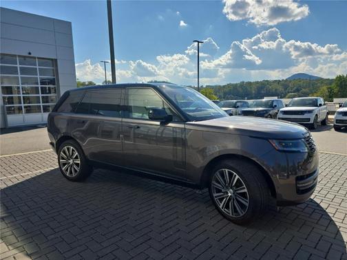 2023 Land Rover Range Rover P400 SE