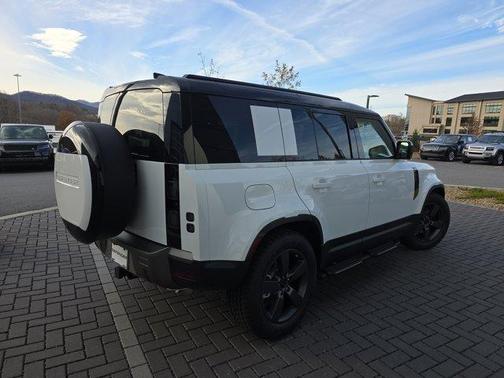 2026 Land Rover Defender S