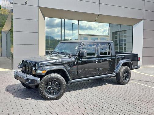 2022 Jeep Gladiator Sport