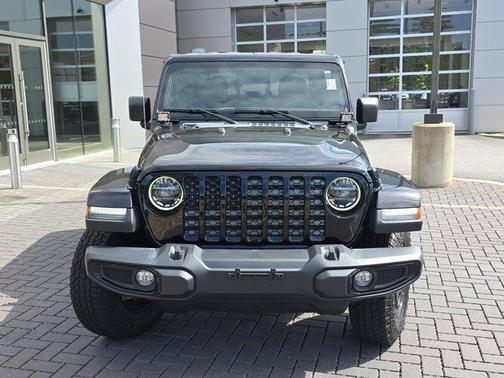 2022 Jeep Gladiator Sport