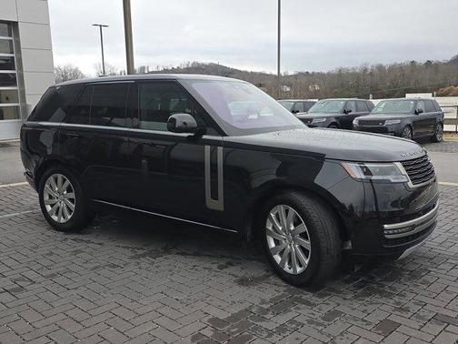 2023 Land Rover Range Rover P400 SE