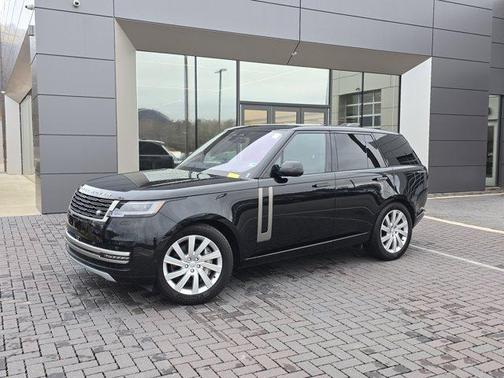 2023 Land Rover Range Rover P400 SE