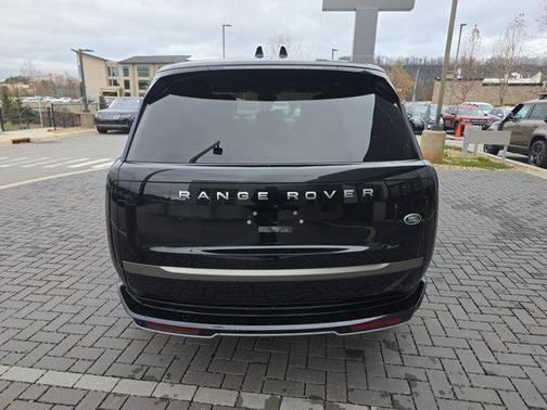 2023 Land Rover Range Rover P400 SE