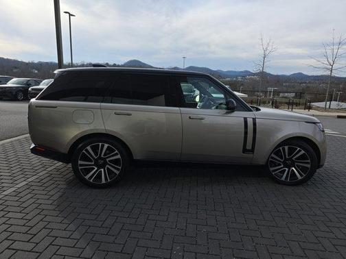 2023 Land Rover Range Rover Autobiography