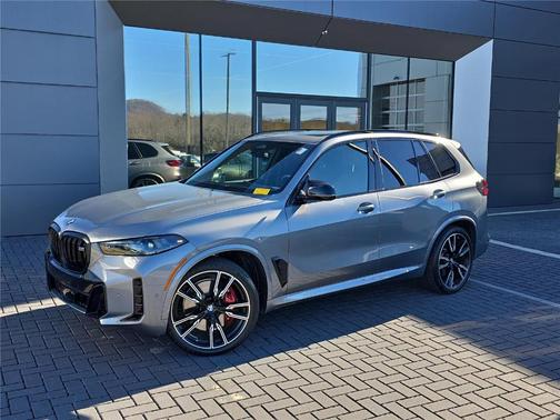 2024 BMW X5 M60i