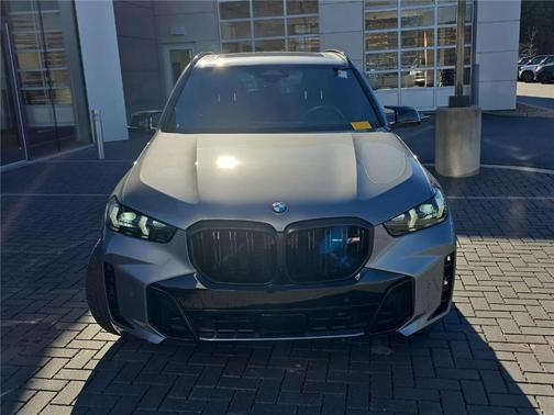 2024 BMW X5 M60i