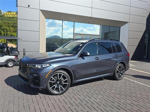 2022 BMW X7 xDrive40i