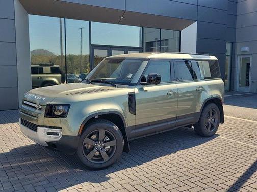 2025 Land Rover Defender P300