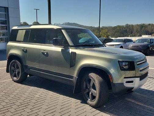 2025 Land Rover Defender P300
