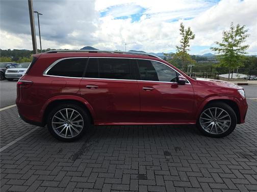 2024 Mercedes-Benz GLS 450 4MATIC