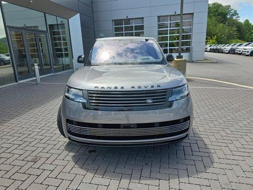 2023 Land Rover Range Rover SV