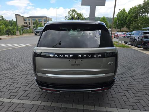 Silicon Silver 2023 Land Rover Range Rover Autobiography