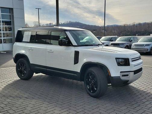 2025 Land Rover Defender P400 S