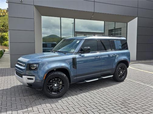 2023 Land Rover Defender 110 SE