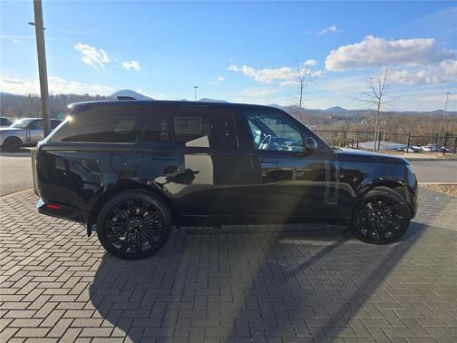 2026 Land Rover Range Rover AUTOBIOGRAPHY