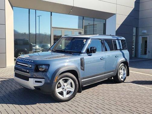 2020 Land Rover Defender 110 SE