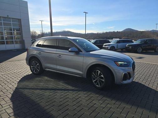 2022 Audi Q5 45 S line quattro Premium
