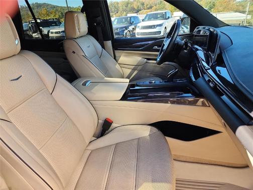 2022 Cadillac Escalade Premium Luxury