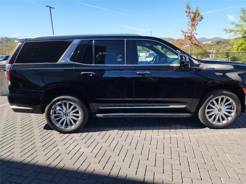 2022 Cadillac Escalade Premium Luxury