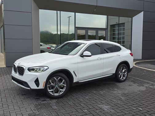2023 BMW X4 xDrive30i