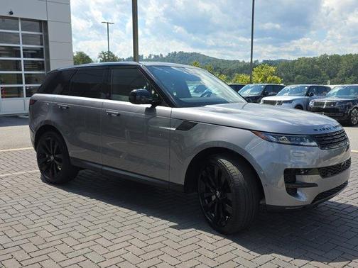 2025 Land Rover Range Rover Sport P360 SE