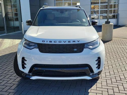 2025 Land Rover Discovery P360 Dynamic SE