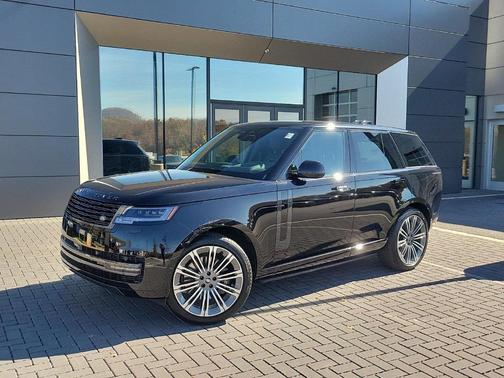 2025 Land Rover Range Rover P530 SE