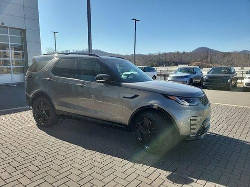 2025 Land Rover Discovery P360 Dynamic SE